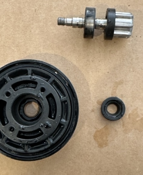 Spindle with bearings, Seals and housing